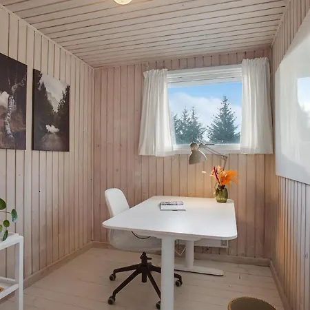 Ferienhaus Amazing In Lbk With 2 Bedrooms Ålbæk