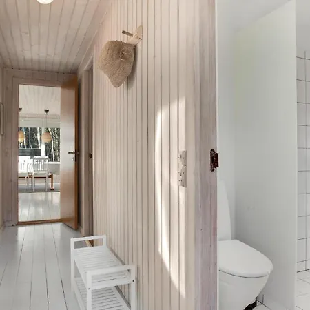 Ferienhaus Amazing In Lbk With 2 Bedrooms Ålbæk
